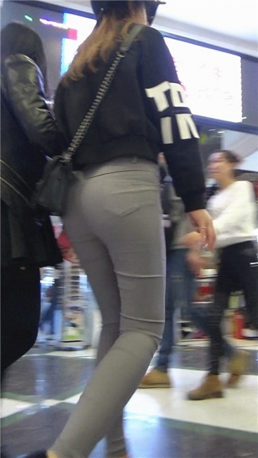 长篇大作：美女试鞋[MP4/5GB]