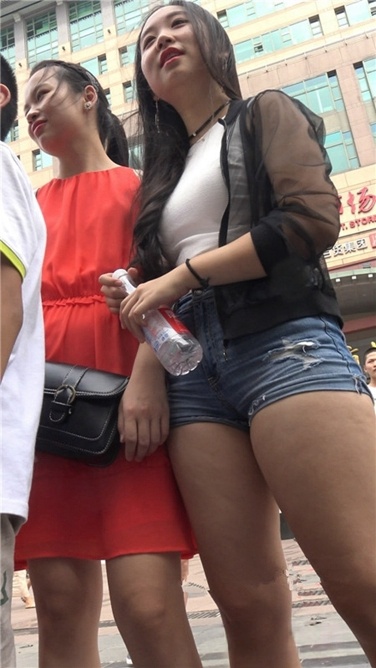 4K超清！极品超紧热牛爆臀妹妹（1）[MP4/1GB]