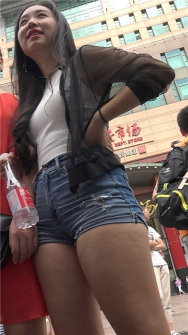 4K超清！极品超紧热牛爆臀妹妹（1）[MP4/1GB]