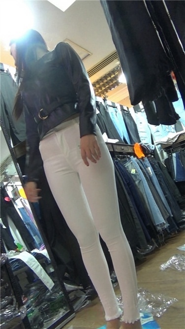 性感紧身皮裤丰臀MM. 第二季[MP4/1GB]