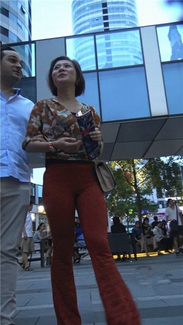 4K超清！颇具韵味的红裤熟女[MP4/1.5GB]