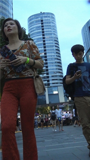 4K超清！颇具韵味的红裤熟女[MP4/1.5GB]