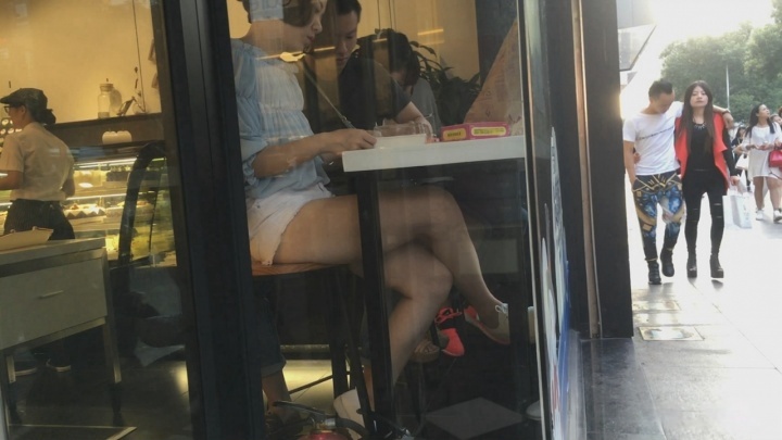 撩人心怀的短发小MM[MP4/4GB]