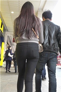 极品大翘屯打底裤小妹[356M/MP4]