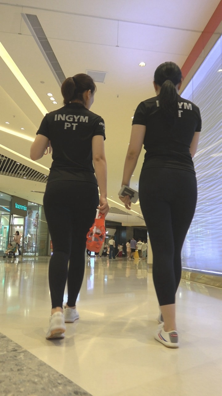 (积分175)瑜伽健身大翘臀两美女让人流鼻血[2.95G]