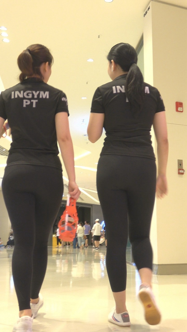 (积分175)瑜伽健身大翘臀两美女让人流鼻血[2.95G]