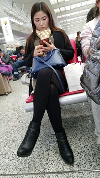 4K - 性感美腿皮鞋黑色裤袜美女