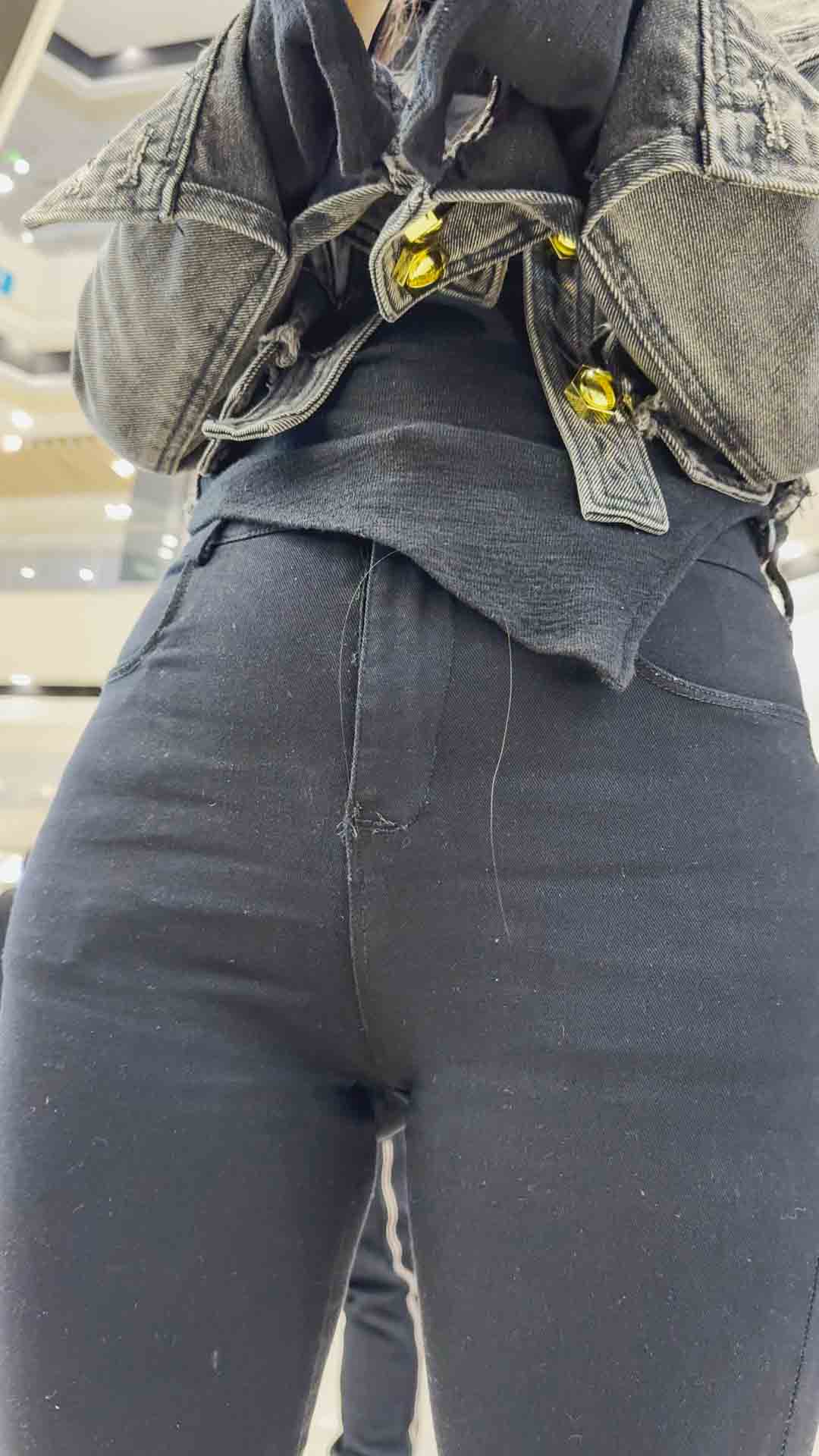 春节献礼性感大宽臀骆驼趾你看行