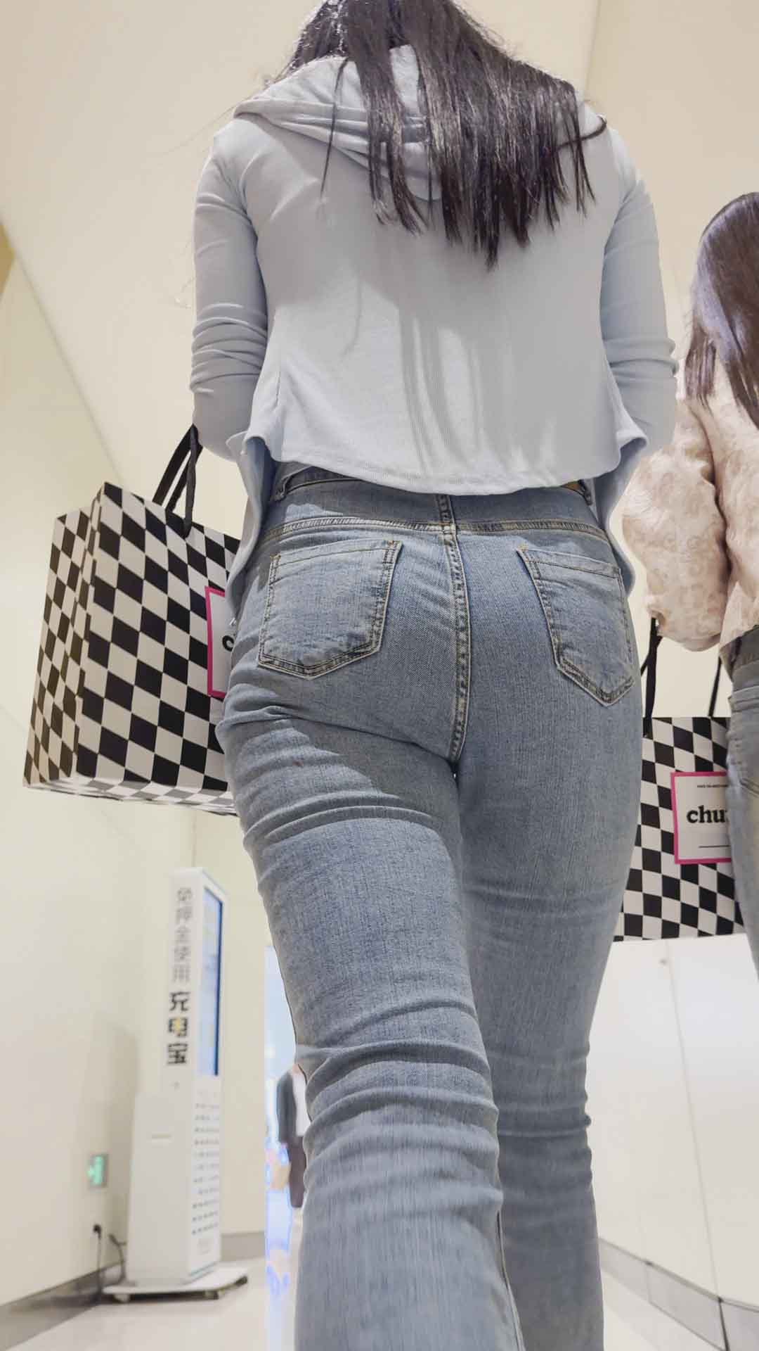 (积分4888)春节献礼饱满丰臀长发大学妹