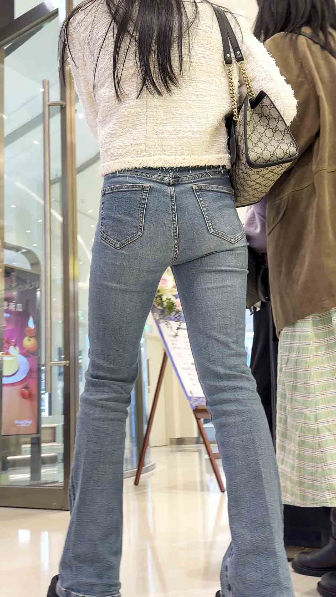 春节献礼蓝紧身牛仔裤极品尤物