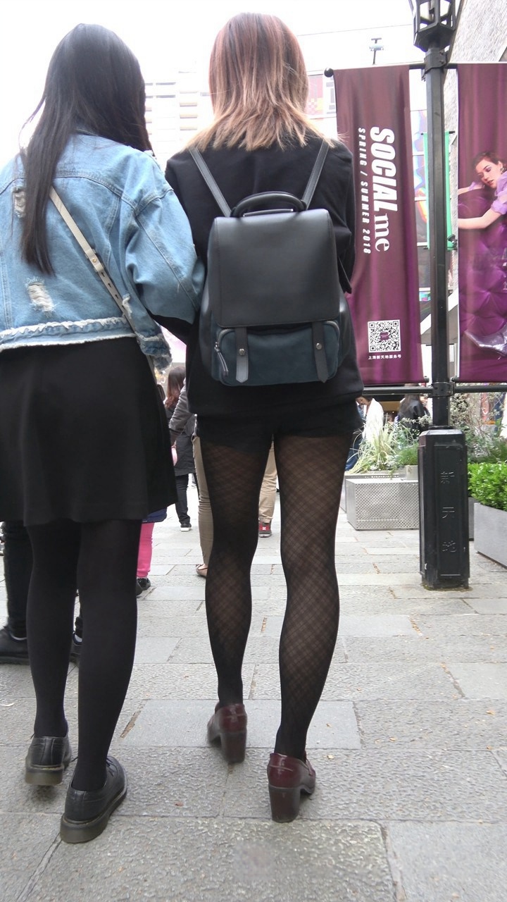 4K-性感街拍热裤花纹丝袜美女DJ801[2.67G]