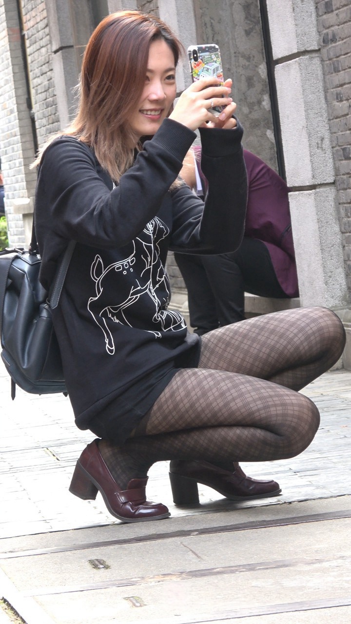 4K-性感街拍热裤花纹丝袜美女DJ801[2.67G]