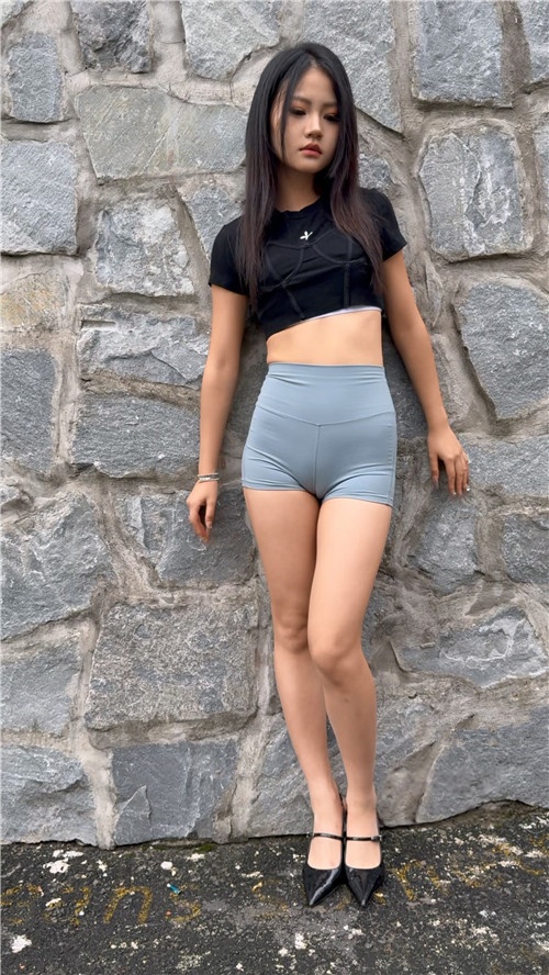 冰蓝灼心(上)[6.3G/MP4]