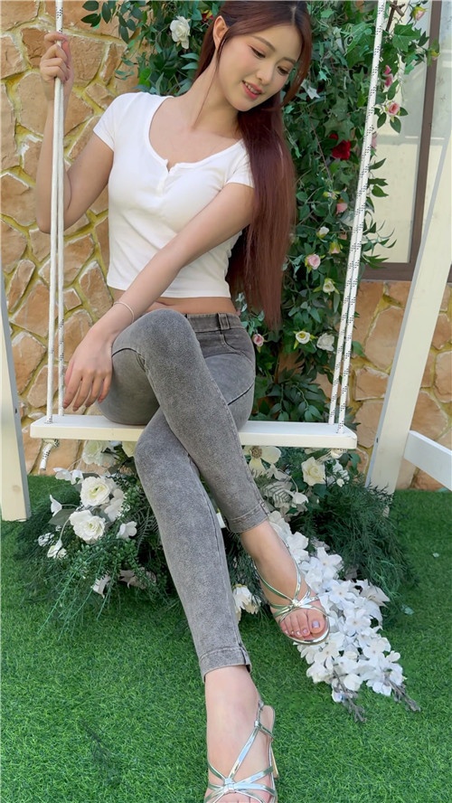 洛洛的紧致灰牛(下)[12.24G/MP4]