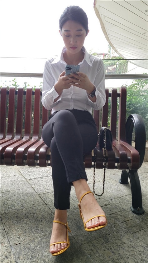 （视频）尽在无言 [16.34G/MP4] 在无言 (976P)[12.89G/JPG]