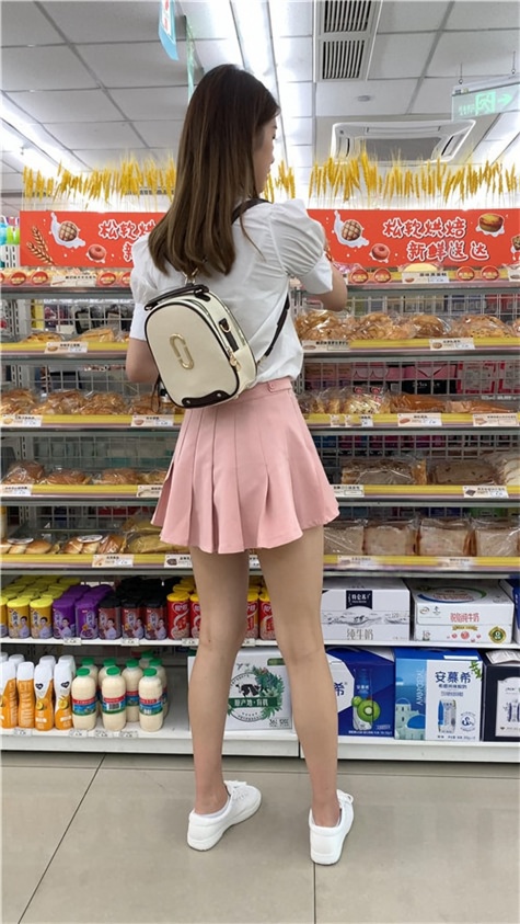 （视频）粉色短裙美眉 [8.52G/MP4]