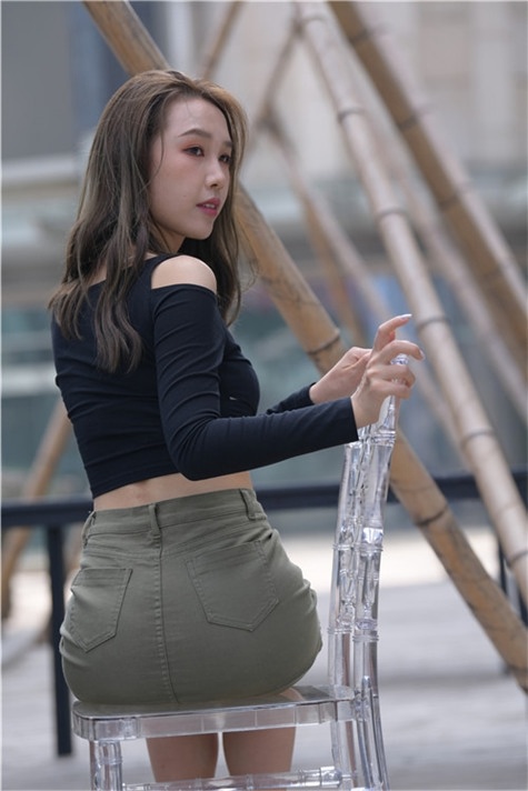 （套图）绿色短裙女孩 (738P)[16.06G/JPG]