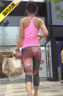 动感十足的紧身健美裤shaofu（被发现了）[MP4/498MB]