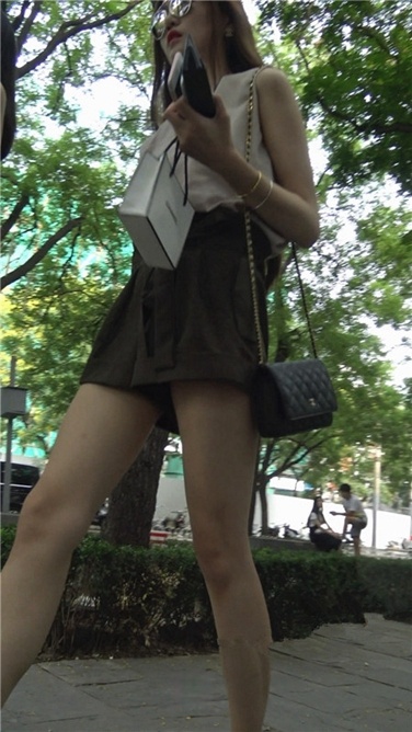 4K超清！两个极品高跟MT美女[MP4/2GB]