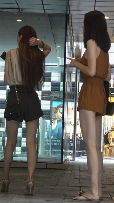 4K超清！两个极品高跟MT美女[MP4/2GB]