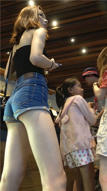 4K超清视频！超极品MT小翘臀美眉第一季[MP4/1.5GB]