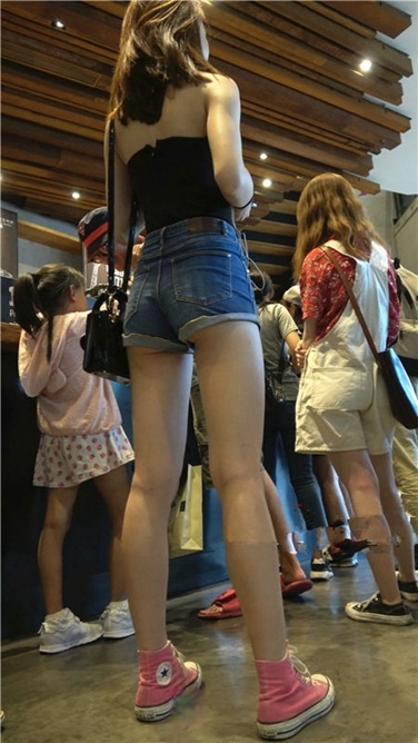 4K超清视频！超极品MT小翘臀美眉第一季[MP4/1.5GB]