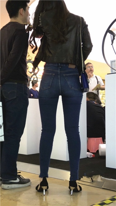 4K高清视频！极品高跟紧牛白皙大美[MP4/2GB]