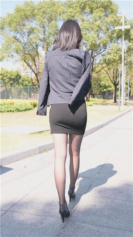 （视频）黑色包臀裙美女[8.04G/MP4]