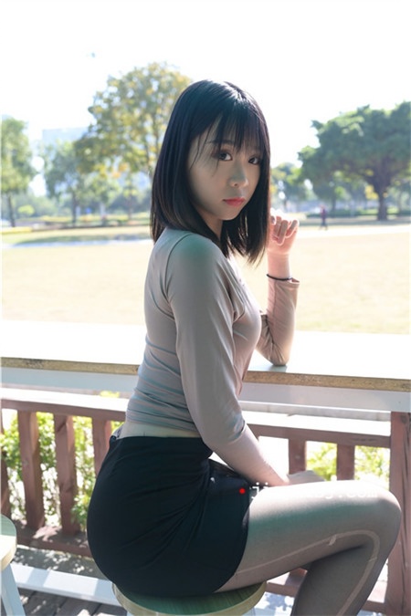 （套图）黑色包臀裙美女(547P)[11.1G/JPG]