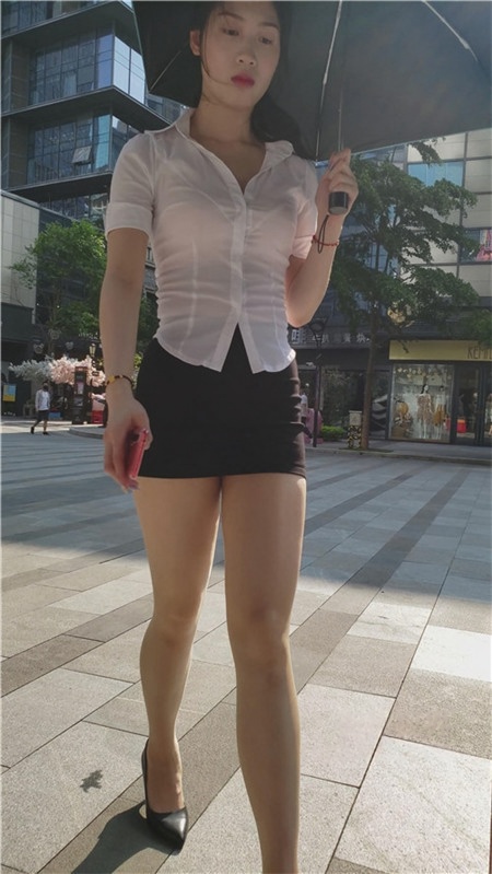 （视频）黑色包臀裙美女[5.91G/MP4]