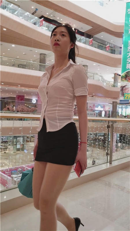 （视频）黑色包臀裙美女[5.91G/MP4]