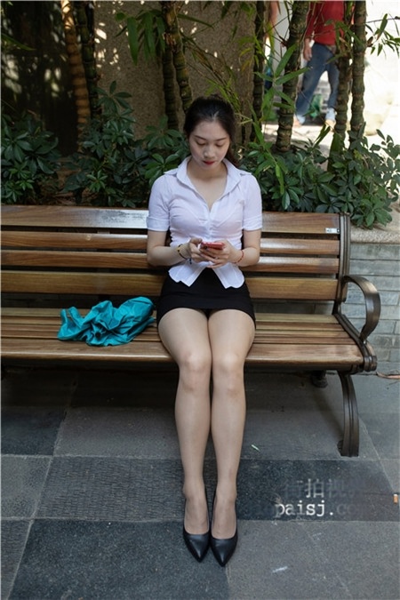 （套图）黑色包臀裙美女(263P)[3.78G/JPG]