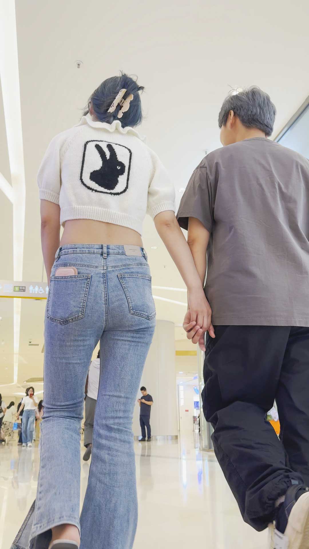 商场包臀灰牛仔妹子（65）