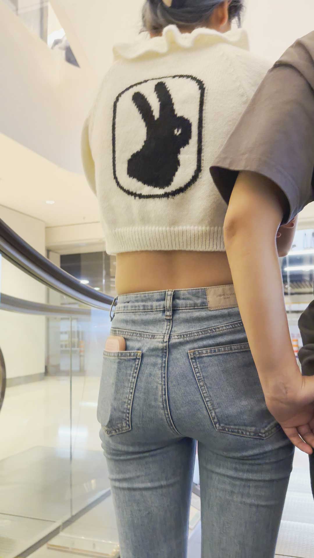 商场包臀灰牛仔妹子（65）