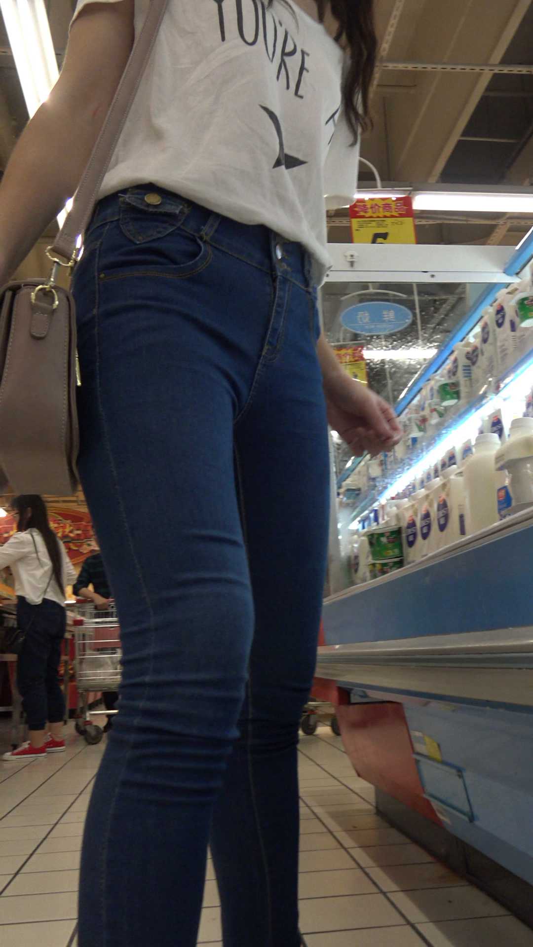 超市极品蓝牛肥臀美女第四季（积分305）