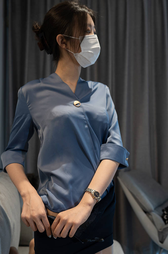 A078.职业装里的小性感（图）