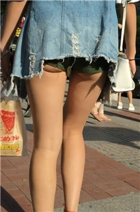 【狼哥2016原创】超短绿热裤极品三角美女[MP4/3GB]