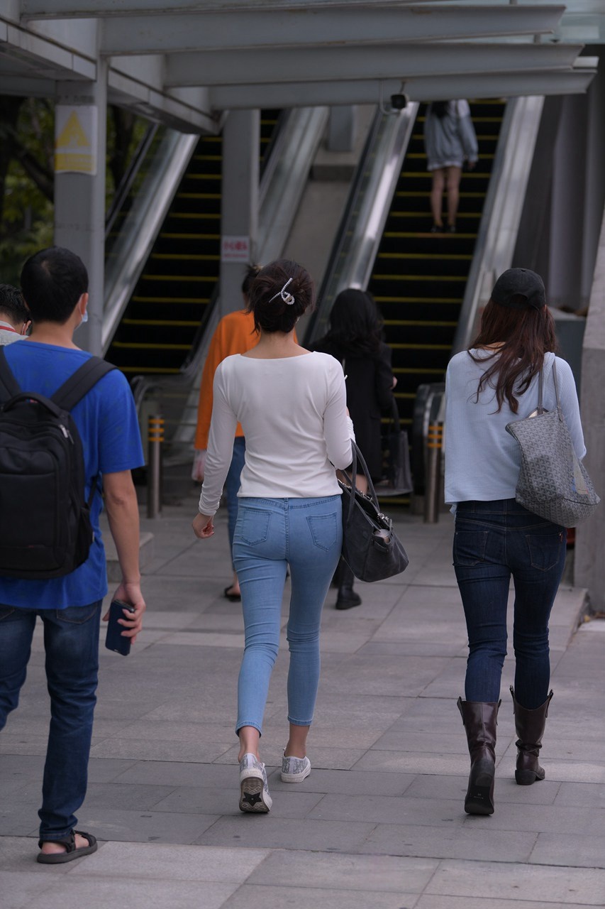 [套图36P]白衣蓝牛美女3A8219[771M]