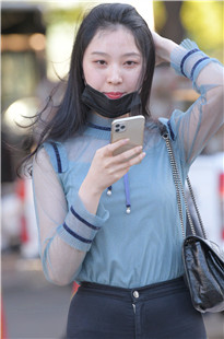 [套图110P]紧身黑牛美女3A8217[2.46G]