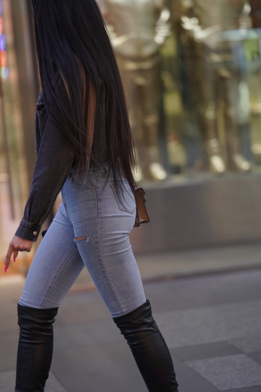 [套图33P]高靴牛仔美女3A8220[527M]