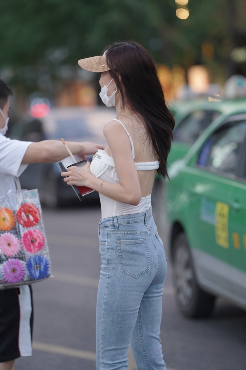 [套图89P]吊带牛仔美女3A8223[1.27G]