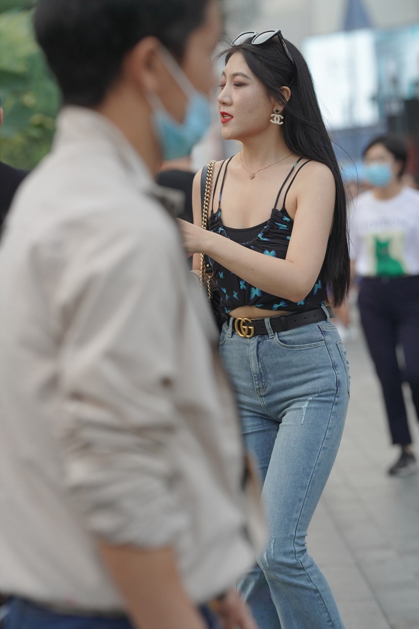 [套图118P]吊带紧牛美女3A8229[1.83G]