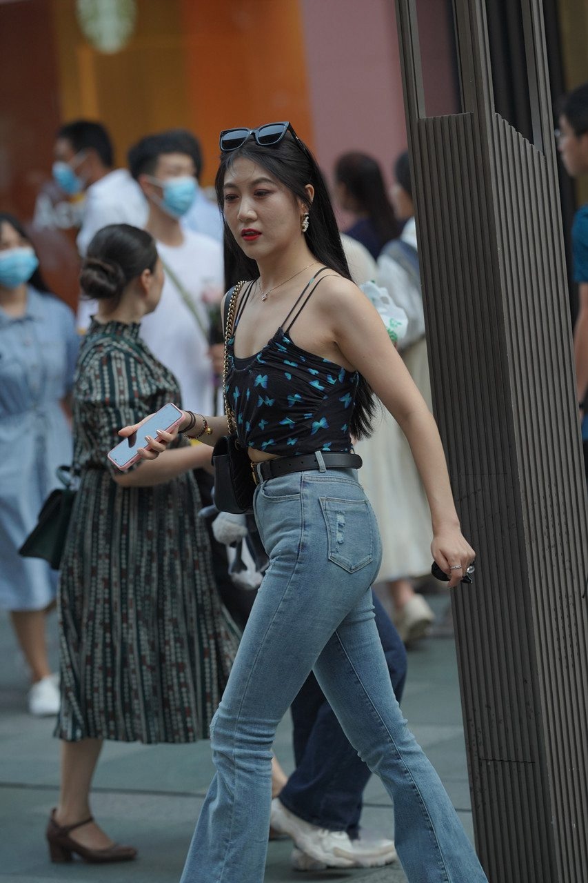 [套图118P]吊带紧牛美女3A8229[1.83G]