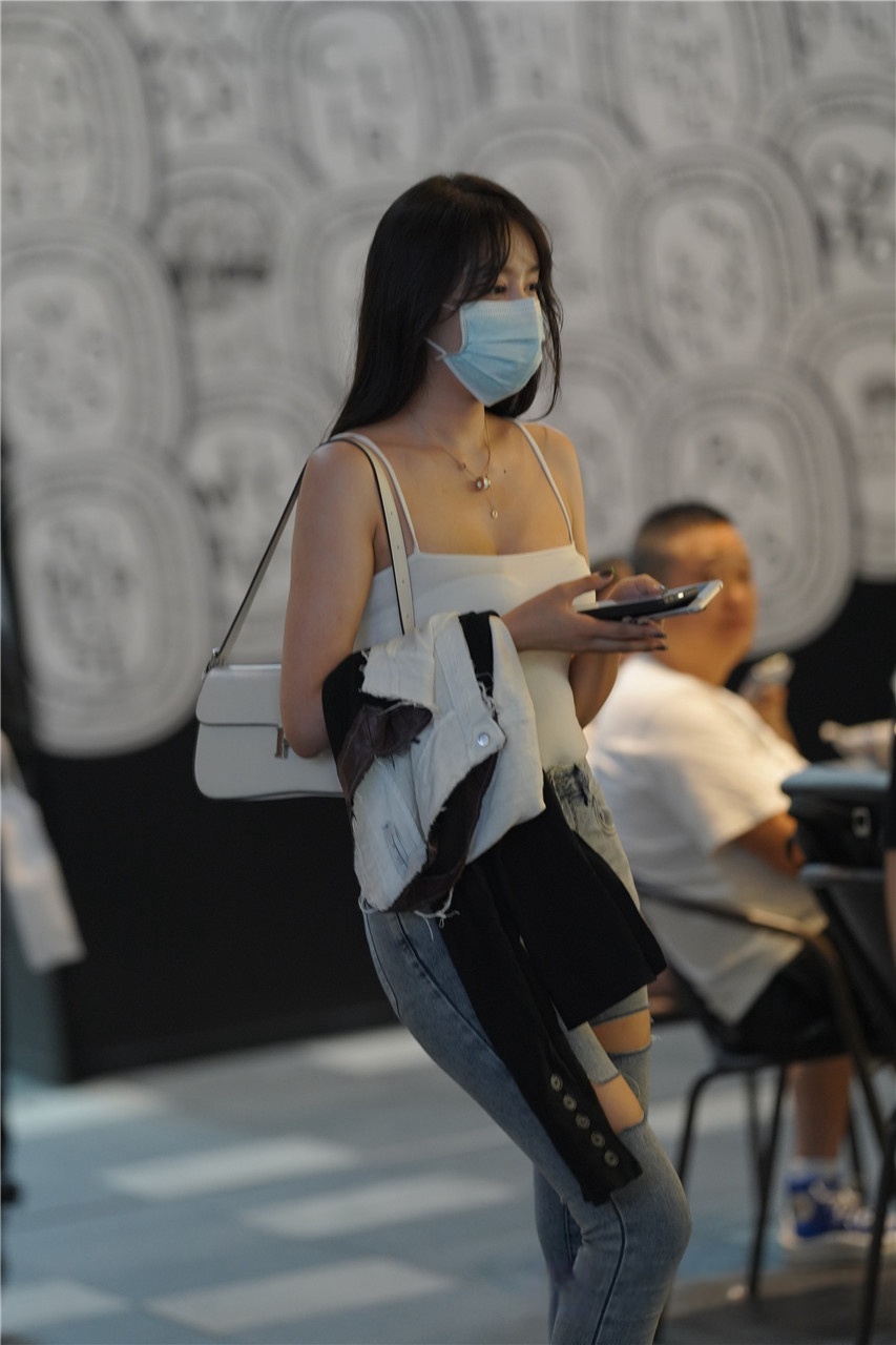 [套图55P]吊带紧牛美女3A8230[913M]