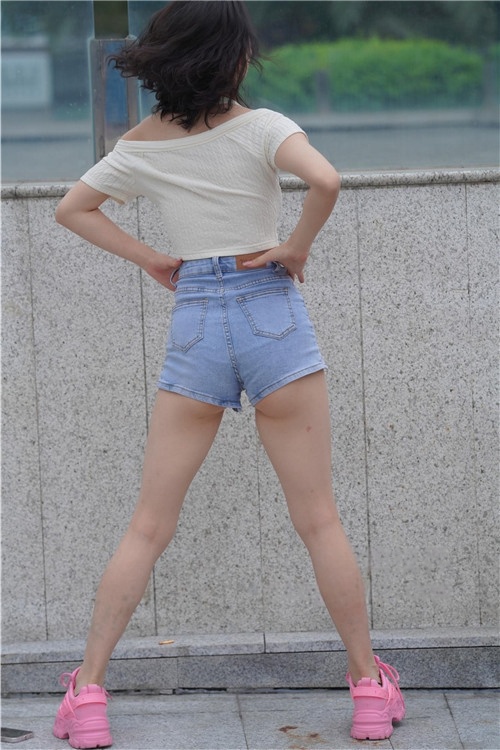 跳舞的女孩【套图+视频】