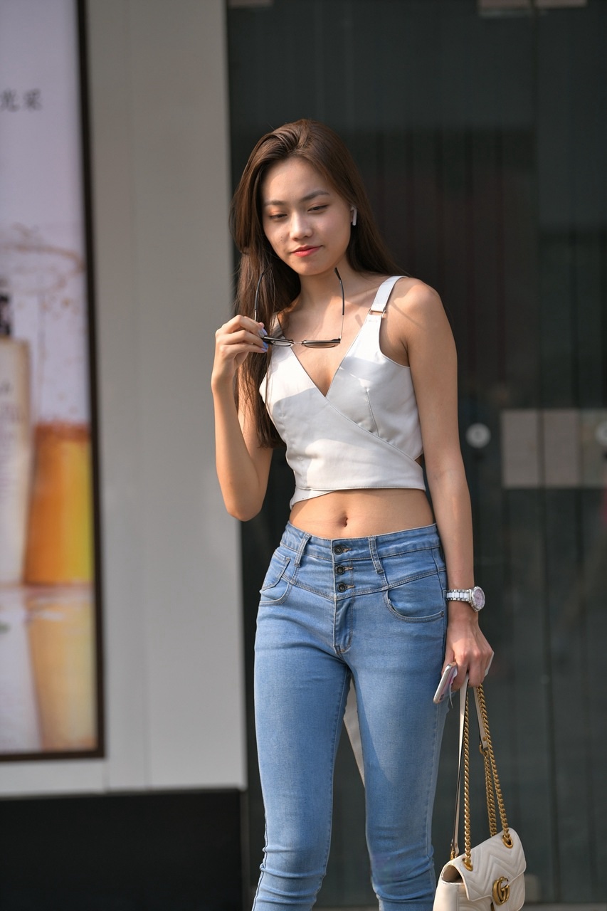 [套图62P]墨镜牛仔妹3A8232[772M]