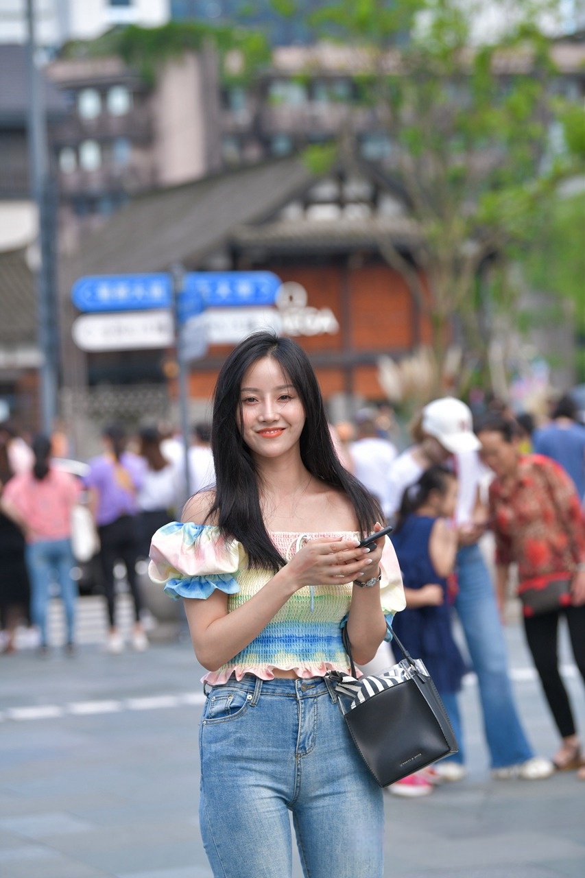 [套图86P]漂亮的紧牛小美女3A8236[1.81G]