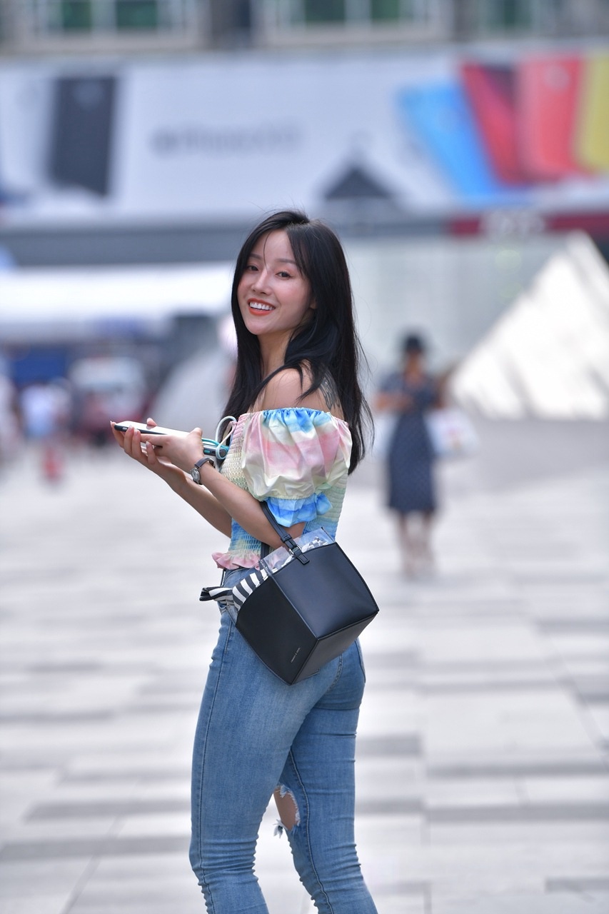 [套图86P]漂亮的紧牛小美女3A8236[1.81G]