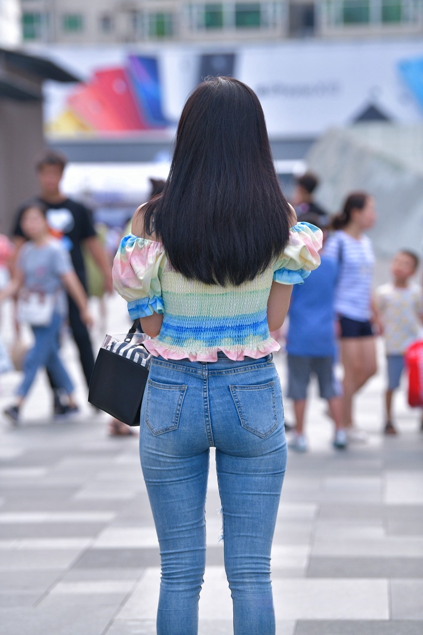 [套图86P]漂亮的紧牛小美女3A8236[1.81G]