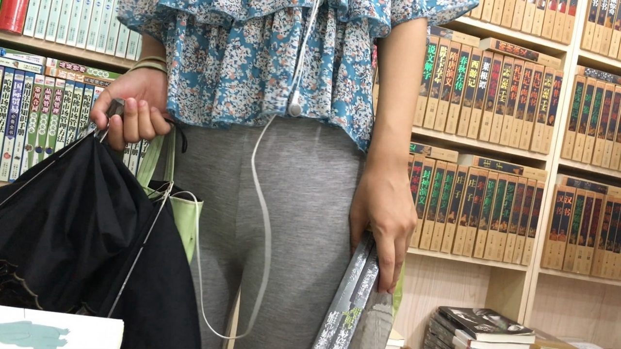 超薄性感打底裤小妹[1GB/MP4]